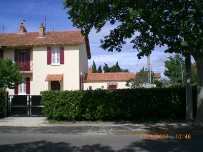 maison a louer salin-de-giraud